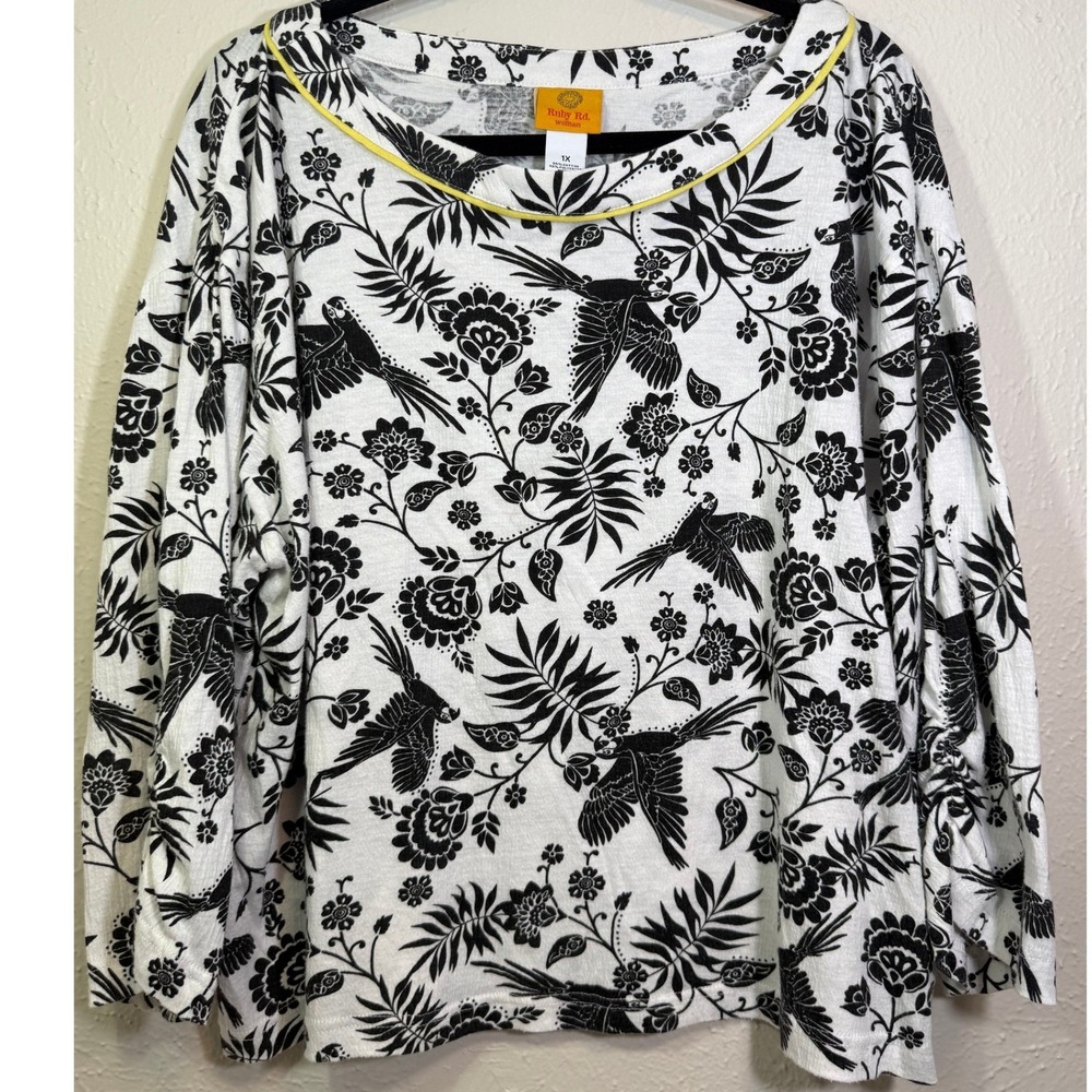 Ruby Rd Woman 1X Top Black White Tropical Bird Floral Print 3/4 Sleeve Trim